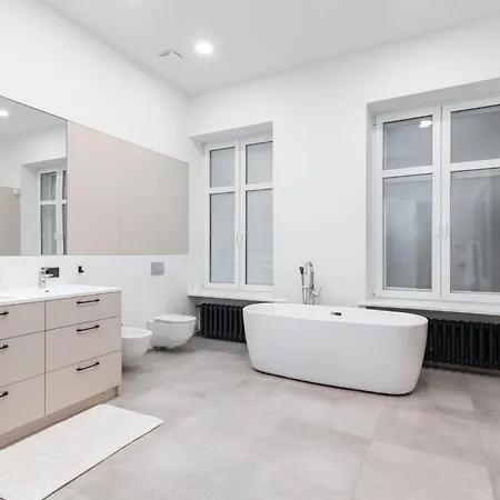 A++ Executive With Luxury Sauna Apartment *